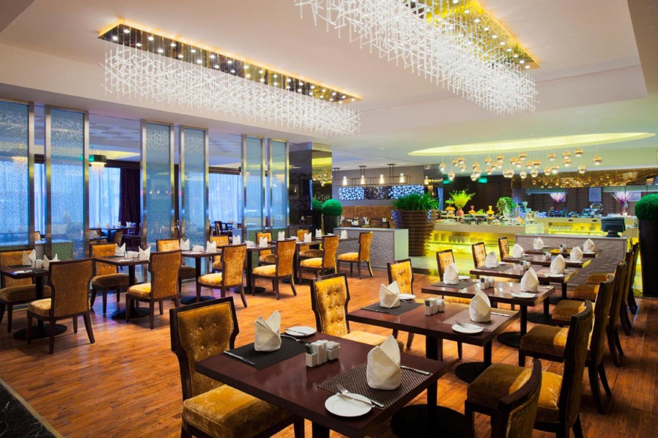 Holiday Inn Yinchuan International Trade Centre, An Ihg Hotel المظهر الخارجي الصورة