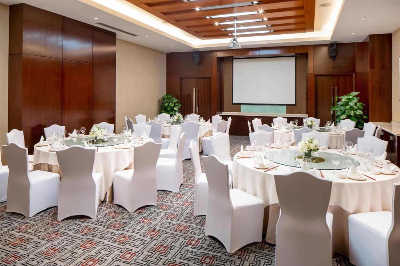 Holiday Inn Yinchuan International Trade Centre, An Ihg Hotel المظهر الخارجي الصورة