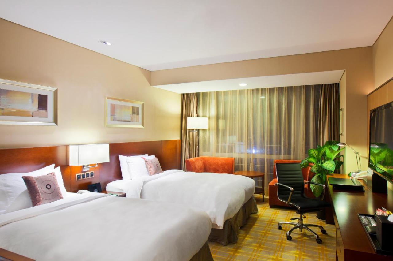 Holiday Inn Yinchuan International Trade Centre, An Ihg Hotel المظهر الخارجي الصورة