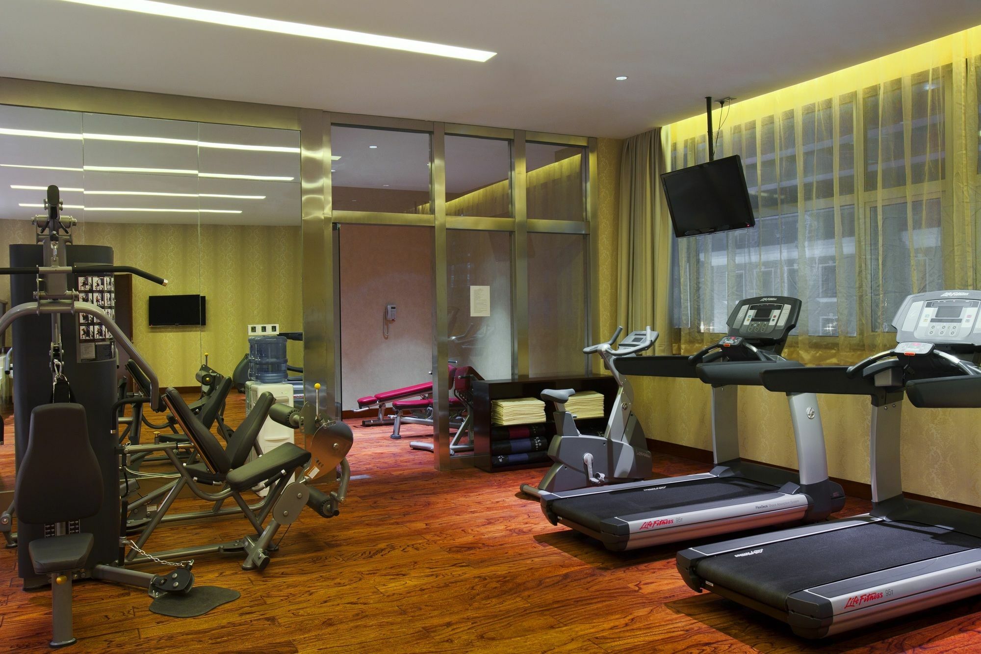 Holiday Inn Yinchuan International Trade Centre, An Ihg Hotel المرافق الصورة