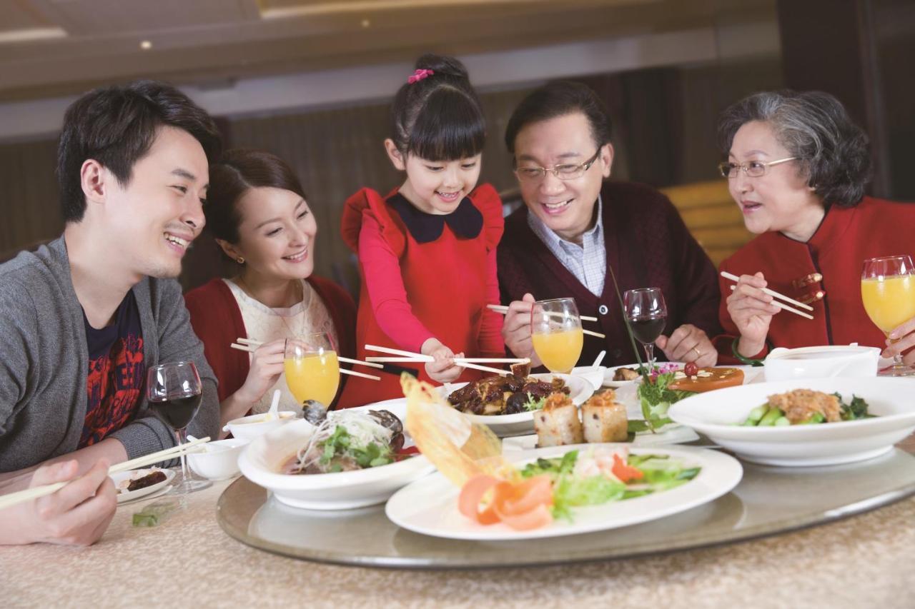 Holiday Inn Yinchuan International Trade Centre, An Ihg Hotel المظهر الخارجي الصورة