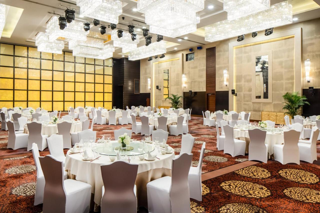 Holiday Inn Yinchuan International Trade Centre, An Ihg Hotel المظهر الخارجي الصورة